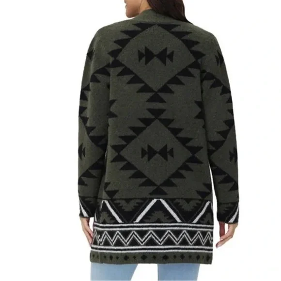 Frye Black and Olive Aztec Patterned Cardigan Size XL - Picture 3 of 7